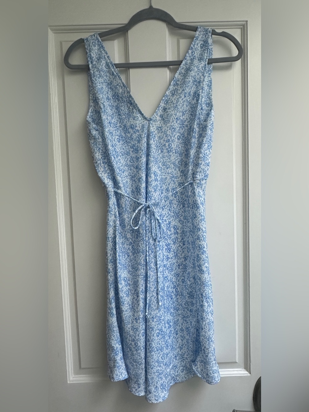 RESA Light Blue & White Floral Mini Dress - Picture 4 of 9